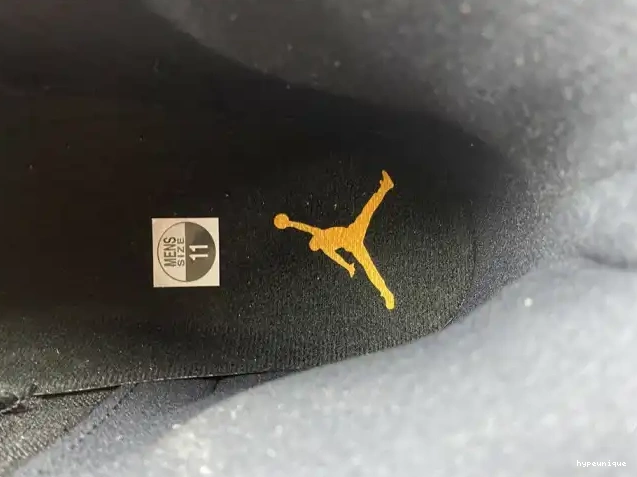 HYPE Taxi Air Jordan CT8013-071 Black 12 0510